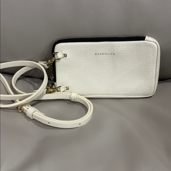 Bandolier Expanded Pouch - Picture 1 of 5